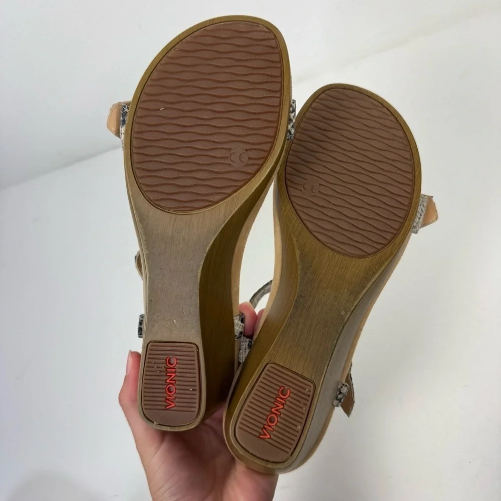 Vionic Nellie Reptile Snakeskin Open Toe Sandals Wedges